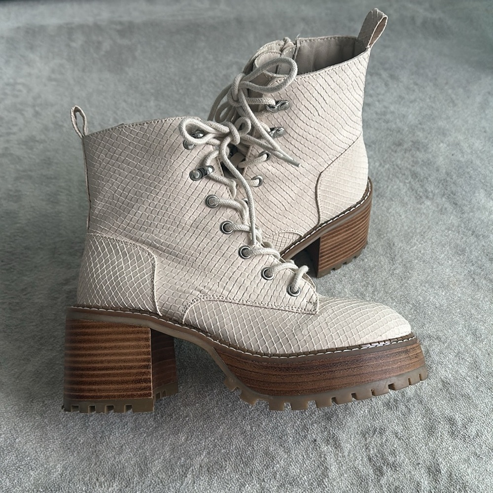 MIA Boots